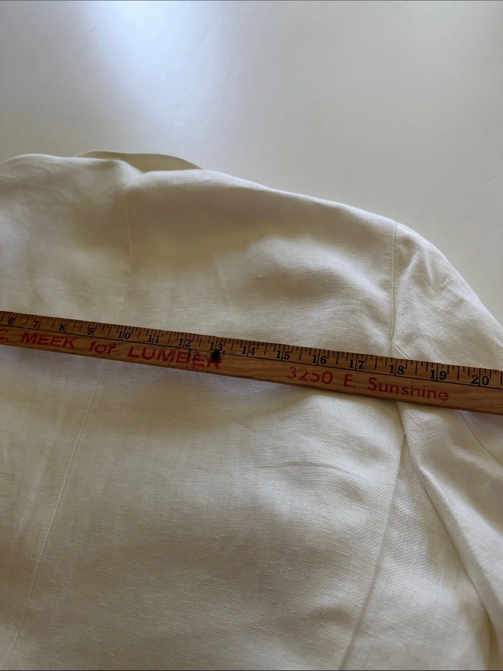Todd Snyder White Birch Linen Madison Jacket Sz 44L.  New